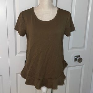 Warm olive short sleeve ruffle hem top
